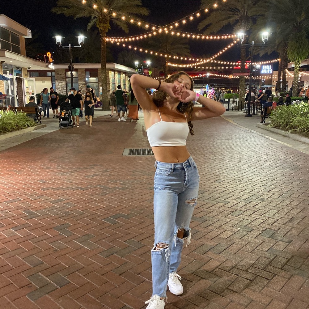 Meet your Posher, Nina